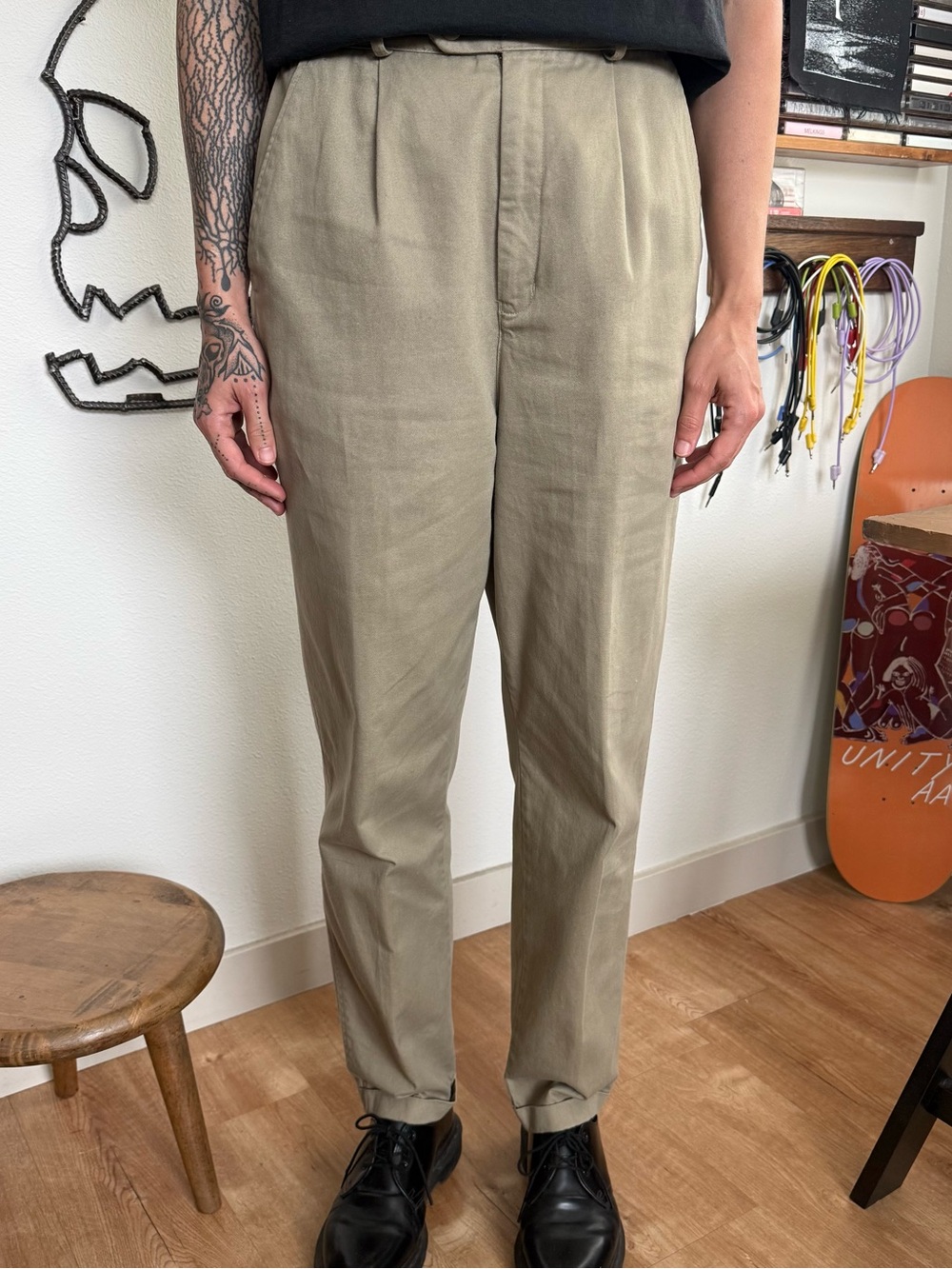 Vintage 80s 90s Tan Cotton High Waisted Pleated Tapered Trousers ~ Size 29 x 29